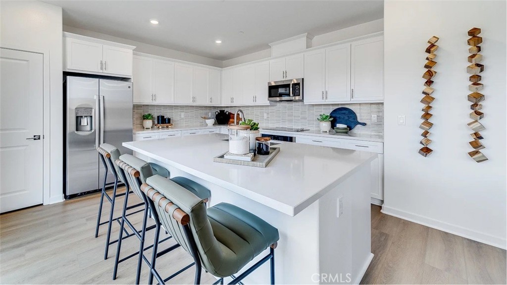 3250 Floral Paseo Property Photo 1