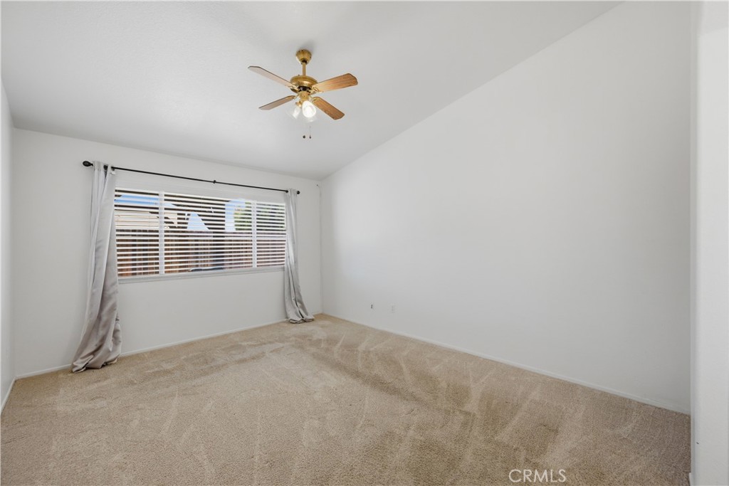 31565 Hamburg Circle Property Photo 13