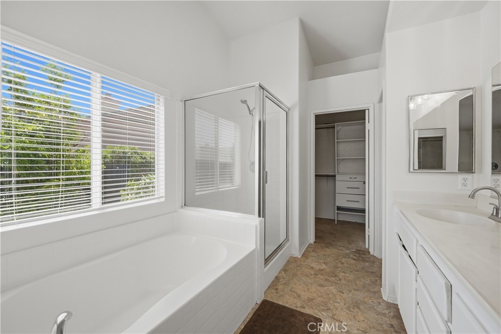 31565 Hamburg Circle Property Photo 18