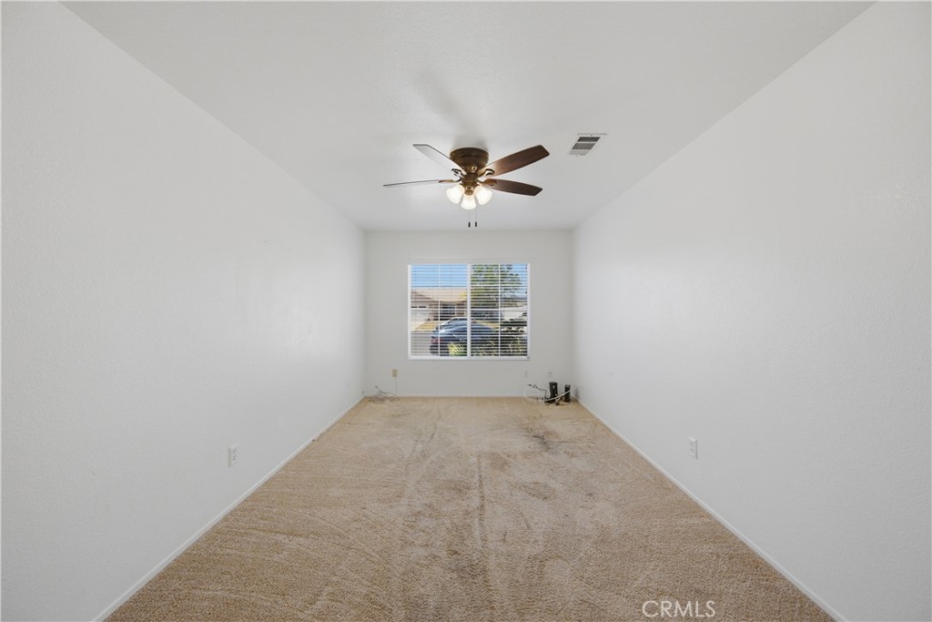 31565 Hamburg Circle Property Photo 21