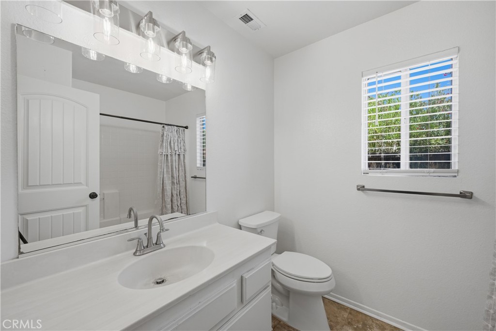 31565 Hamburg Circle Property Photo 25
