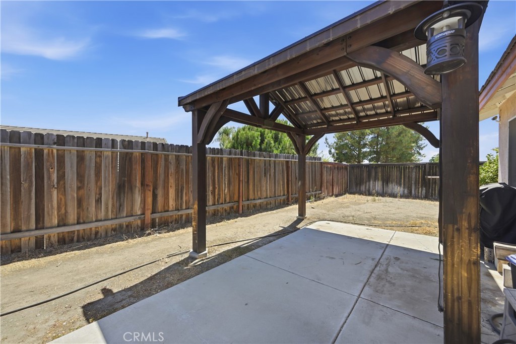 31565 Hamburg Circle Property Photo 32
