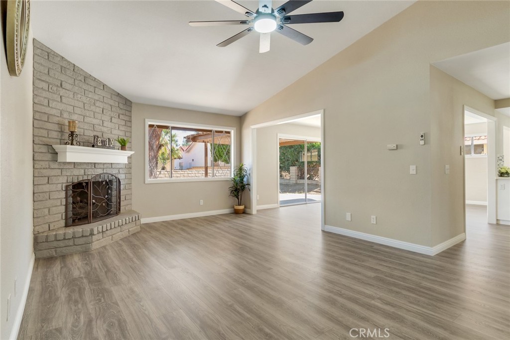 1825 Flame Tree Property Photo 1