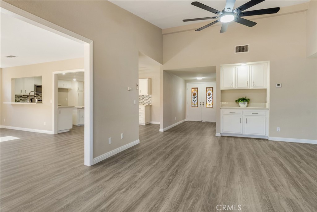 1825 Flame Tree Property Photo 6