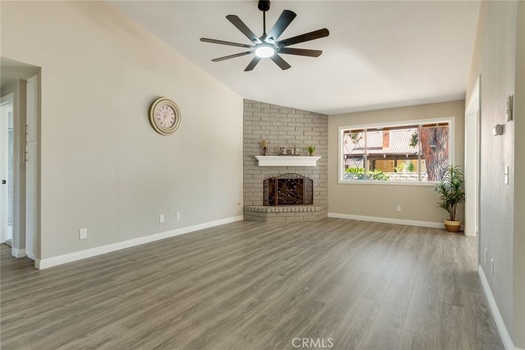 1825 Flame Tree Property Photo 7
