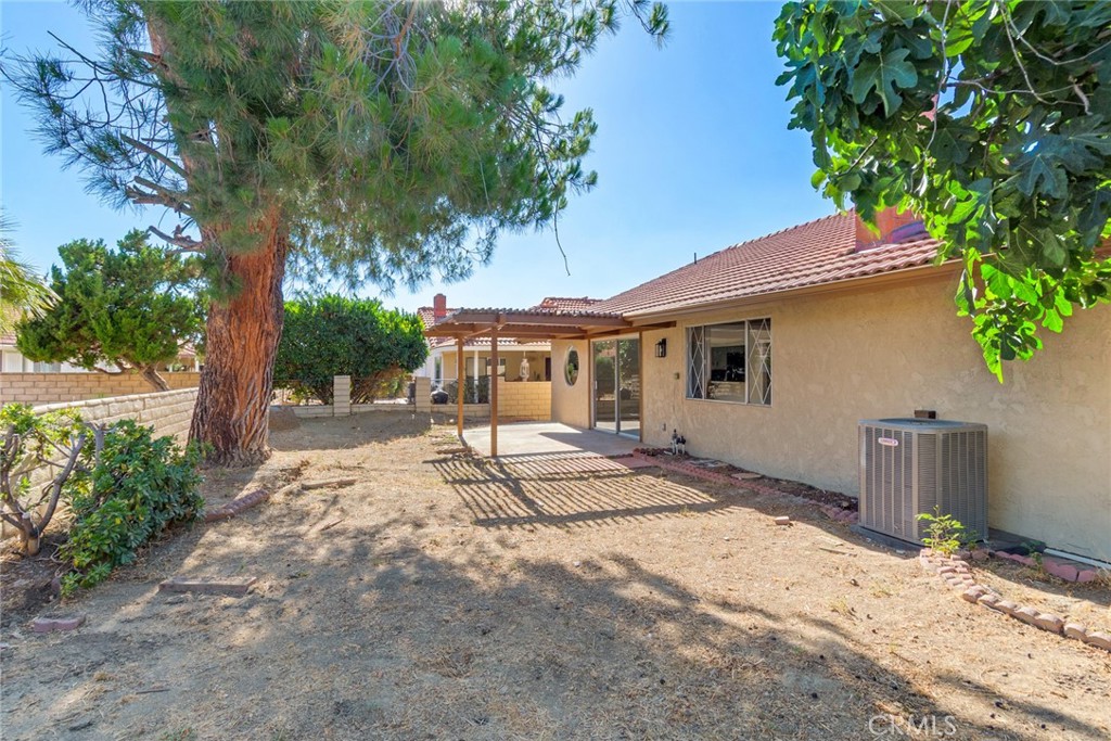 1825 Flame Tree Property Photo 17