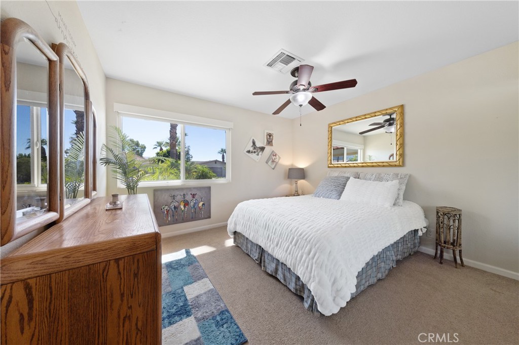9869 Warwick Property Photo 21