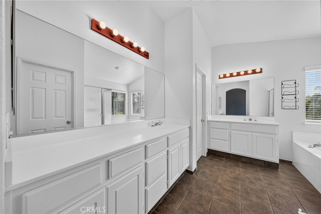 27860 Eucalyptus Street Property Photo 22