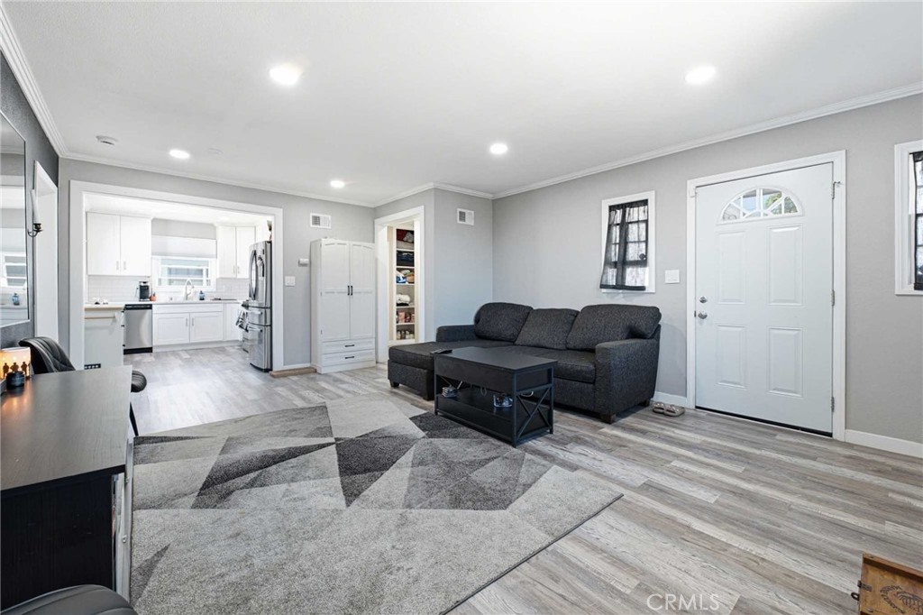 5606 Mchugh Street Property Photo 6