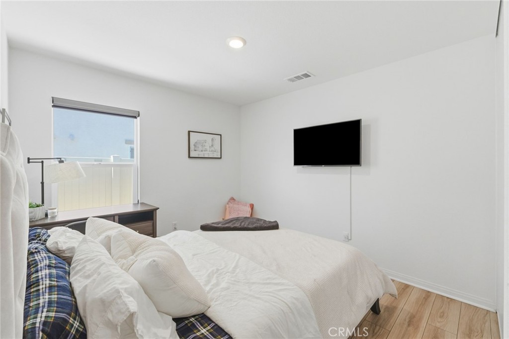 2428 Tulip Property Photo 15