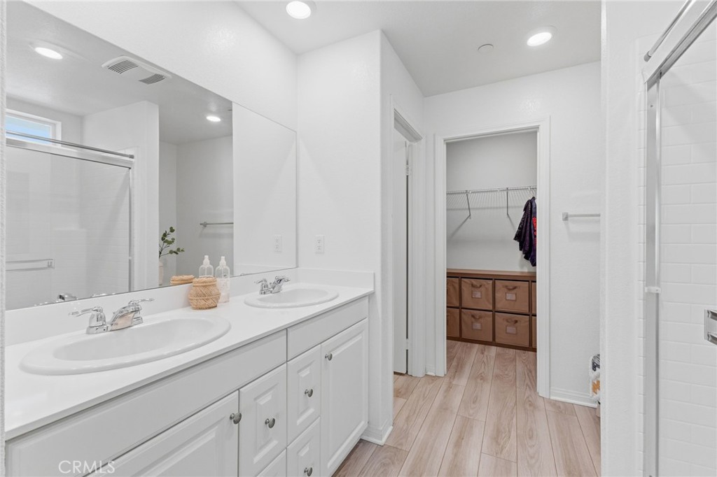 2428 Tulip Property Photo 20