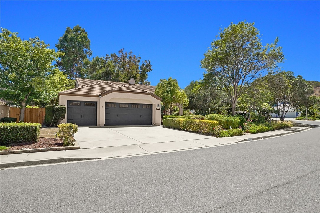5911 Rio Valle Property Photo 1