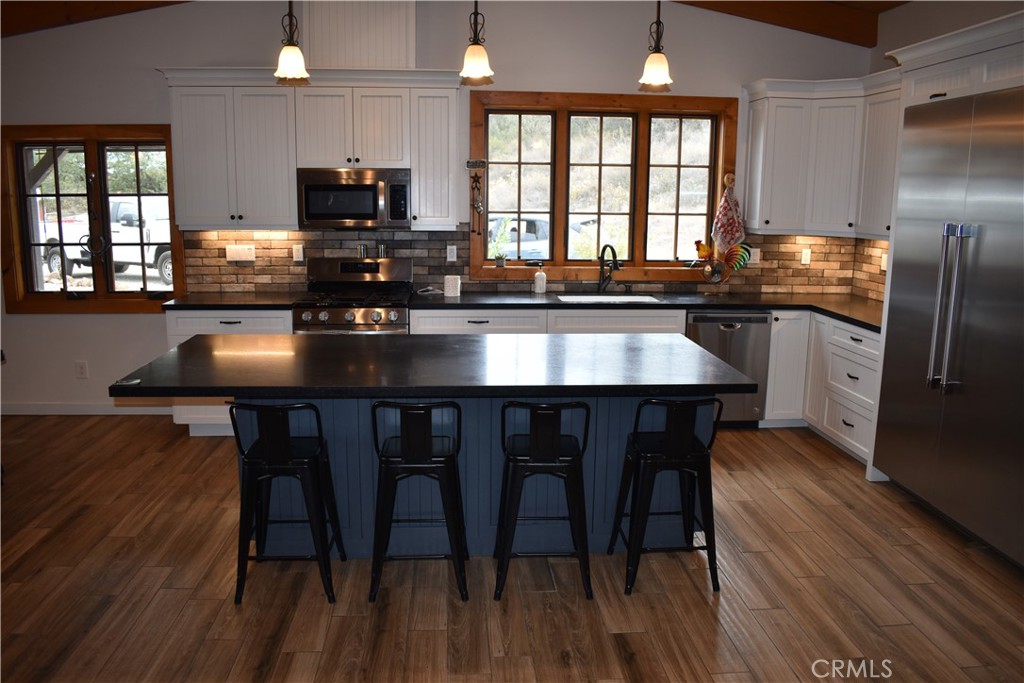 18275 Serengeti Property Photo 9