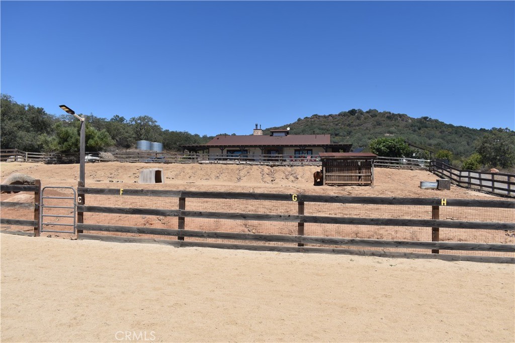 18275 Serengeti Property Photo 34