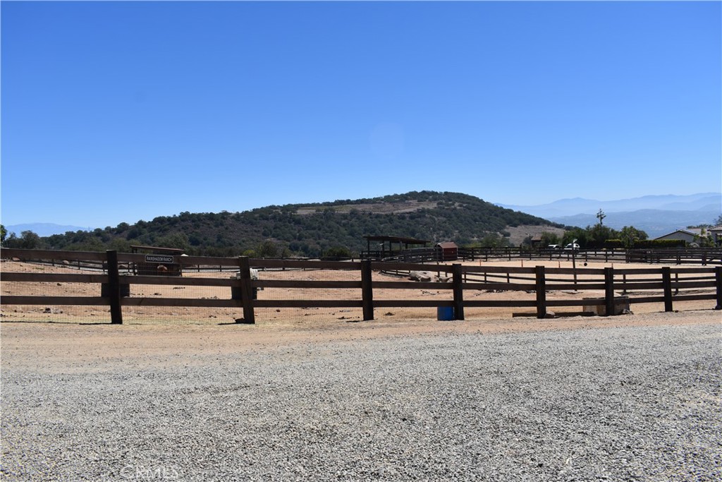 18275 Serengeti Property Photo 40