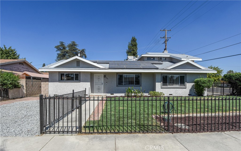 490 Janeva Court Property Photo 3