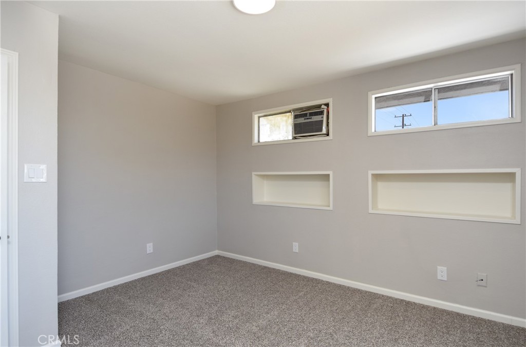 490 Janeva Court Property Photo 19