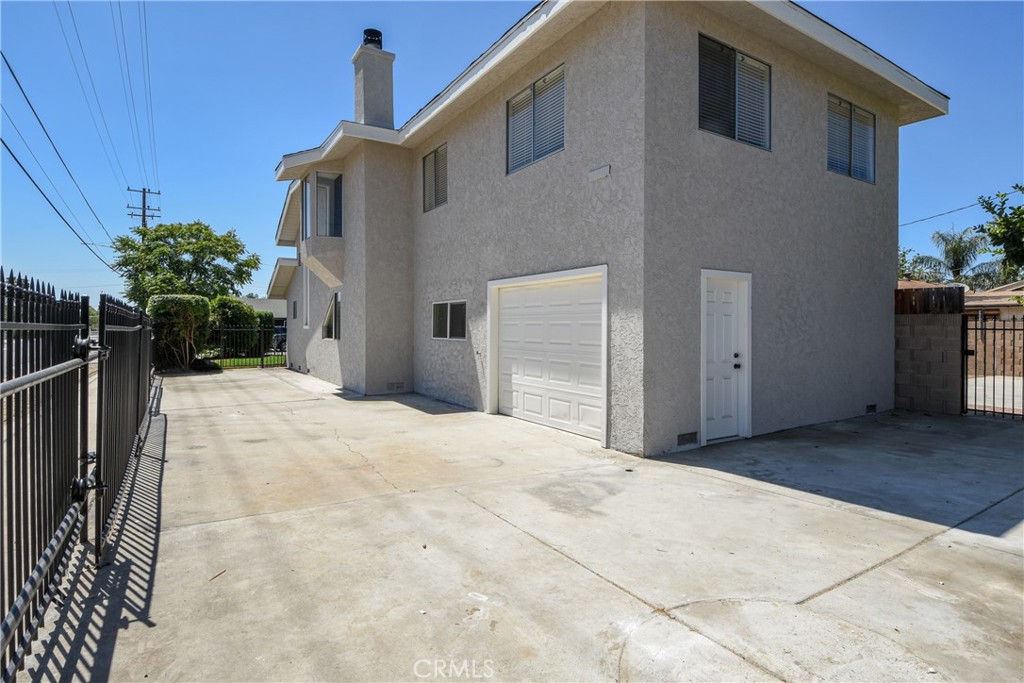 490 Janeva Court Property Photo 29