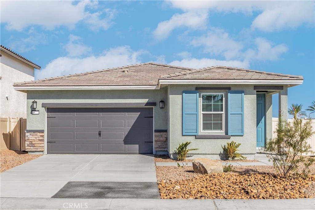 42471 Aruba Drive Property Photo 1