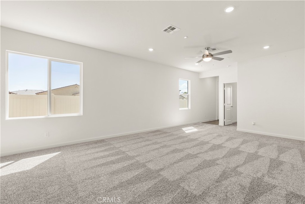 42471 Aruba Drive Property Photo 2