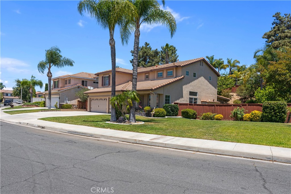 42904 Via Alhama Property Photo 3