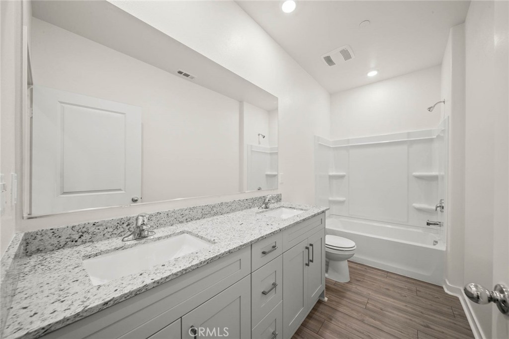 80549 Anacapa Court Property Photo 12