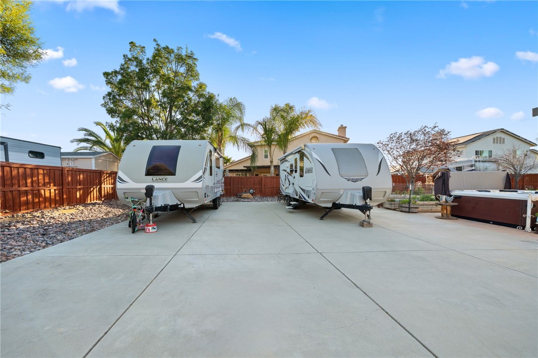 729 Smith Property Photo 48