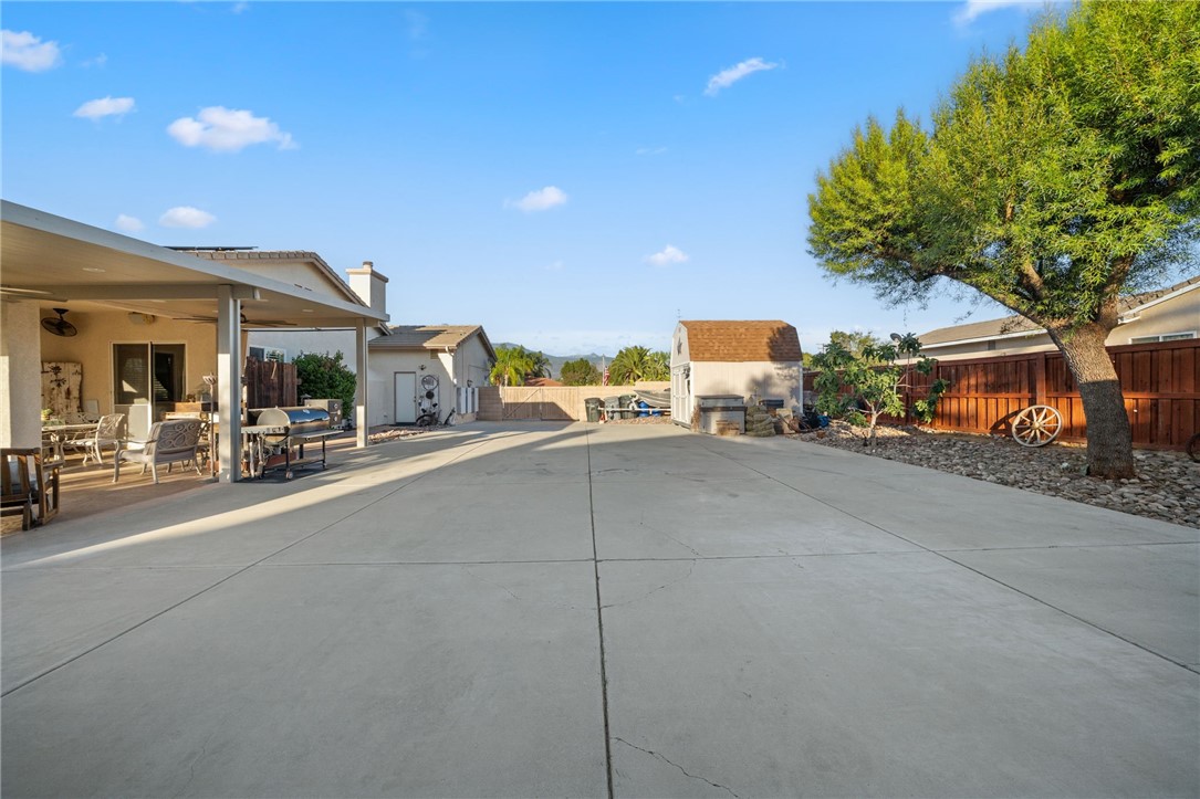 729 Smith Property Photo 49