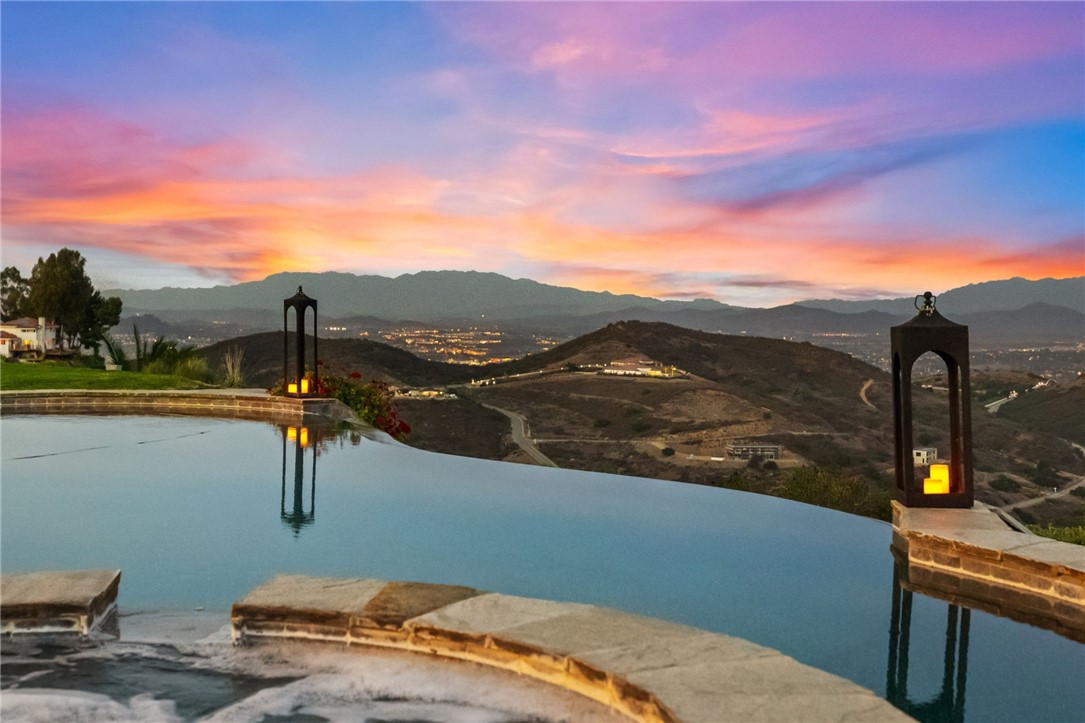 27630 Morning Glory Circle Property Photo 4