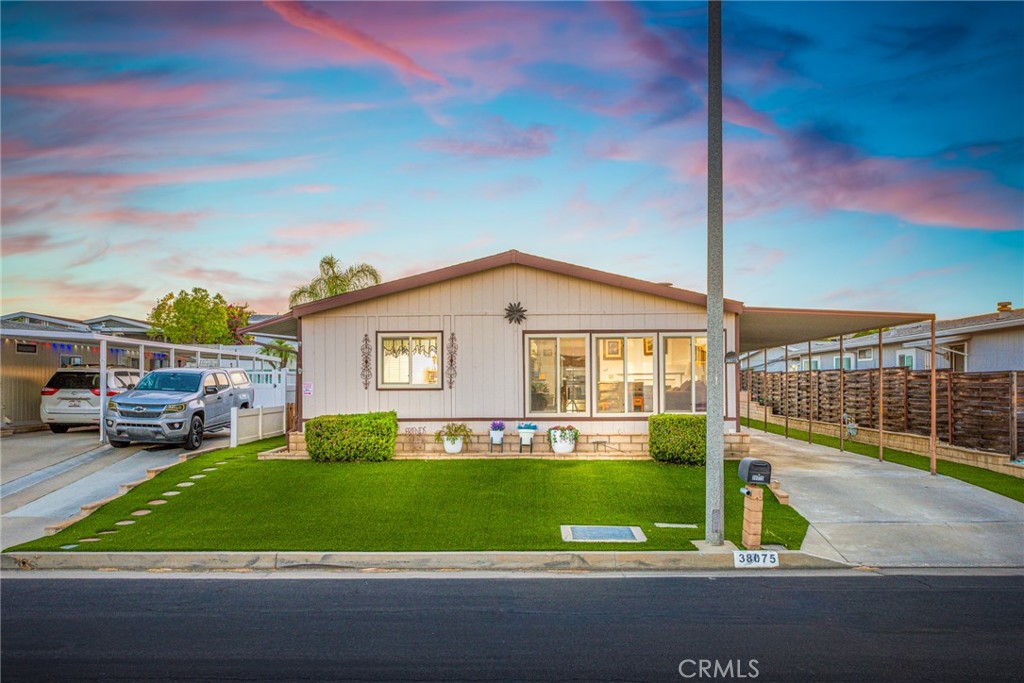 38075 Calle Amigable Property Photo 2