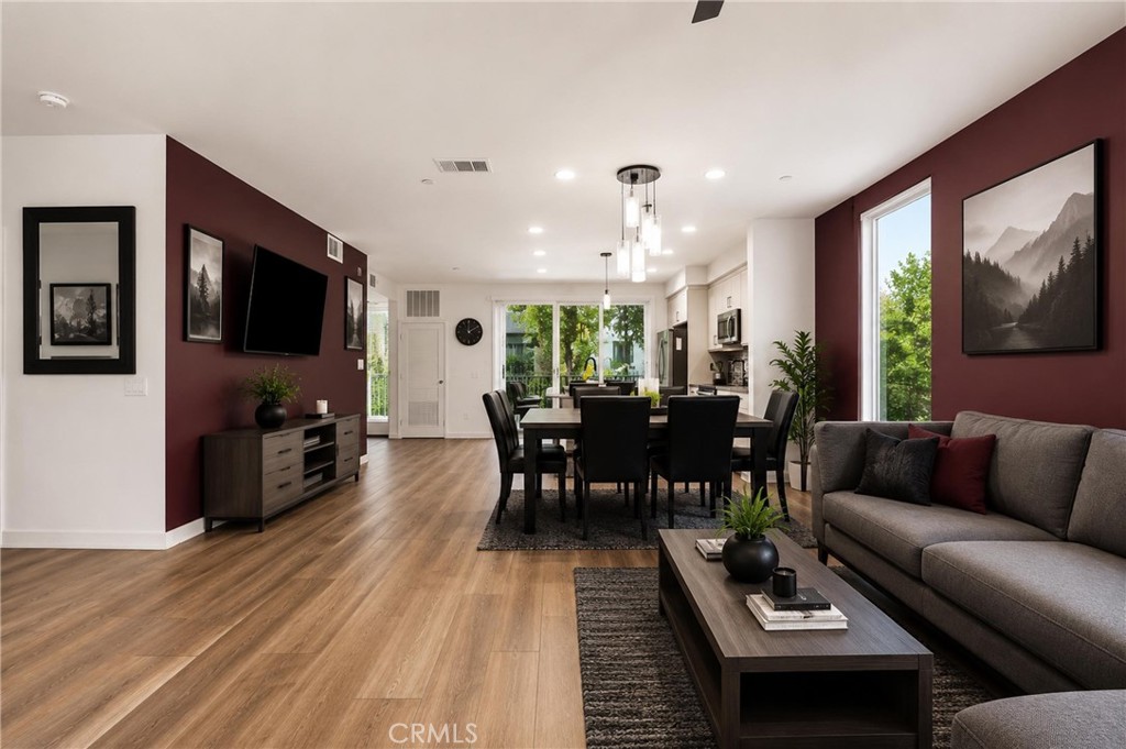 105 Galaxie Property Photo 10