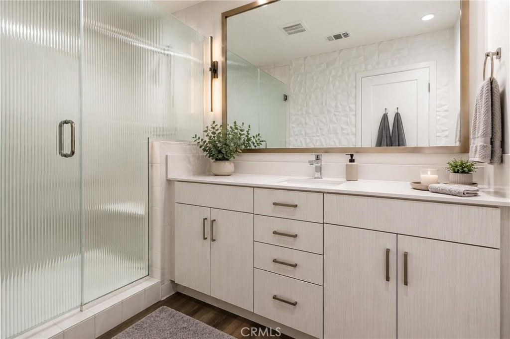 105 Galaxie Property Photo 16