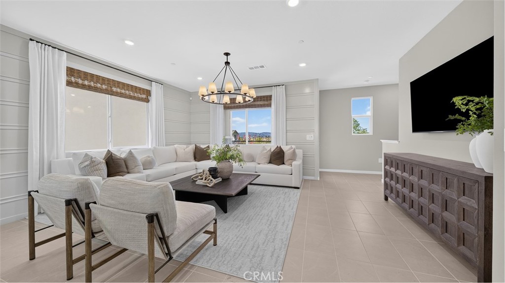 8354 Toyon Street Property Photo 6