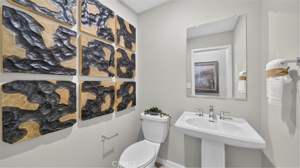 8354 Toyon Street Property Photo 20