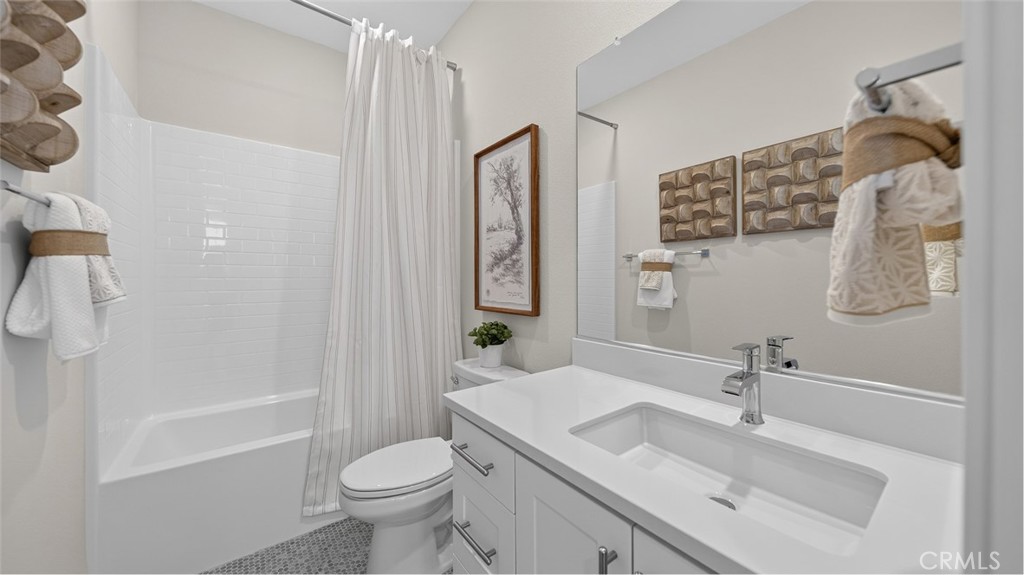 8352 Toyon Street Property Photo 8