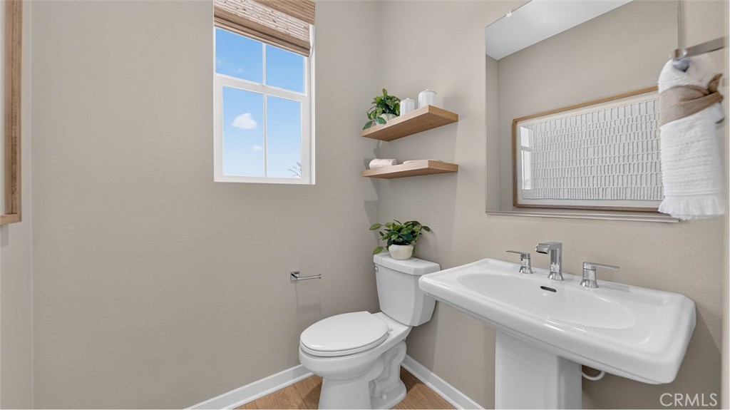 8352 Toyon Street Property Photo 18