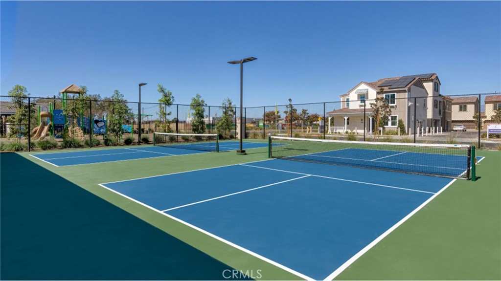 8352 Toyon Street Property Photo 34