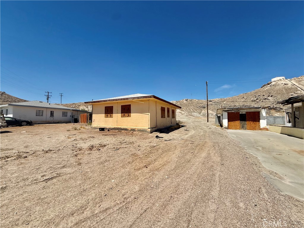 84372 8th Street Property Photo 3