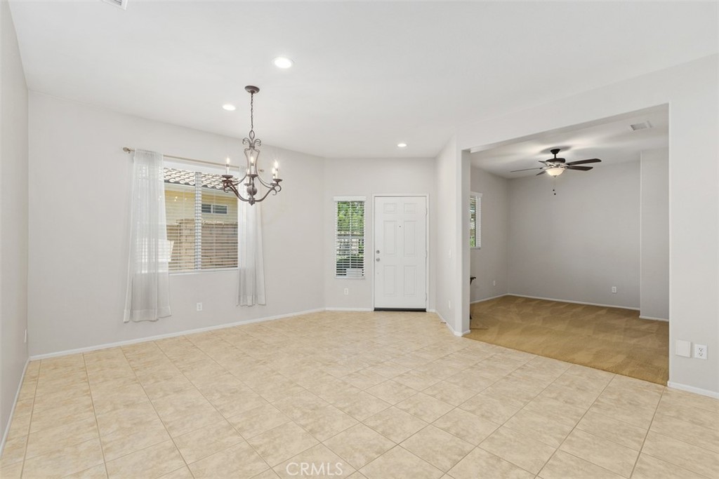 28126 Panorama Hills Drive Property Photo 4