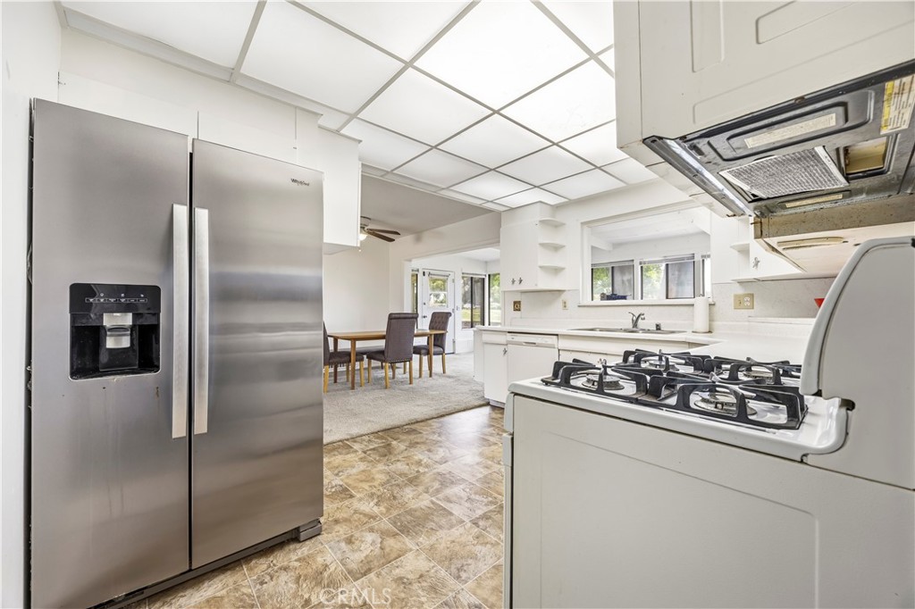 450 Panorama Property Photo 7