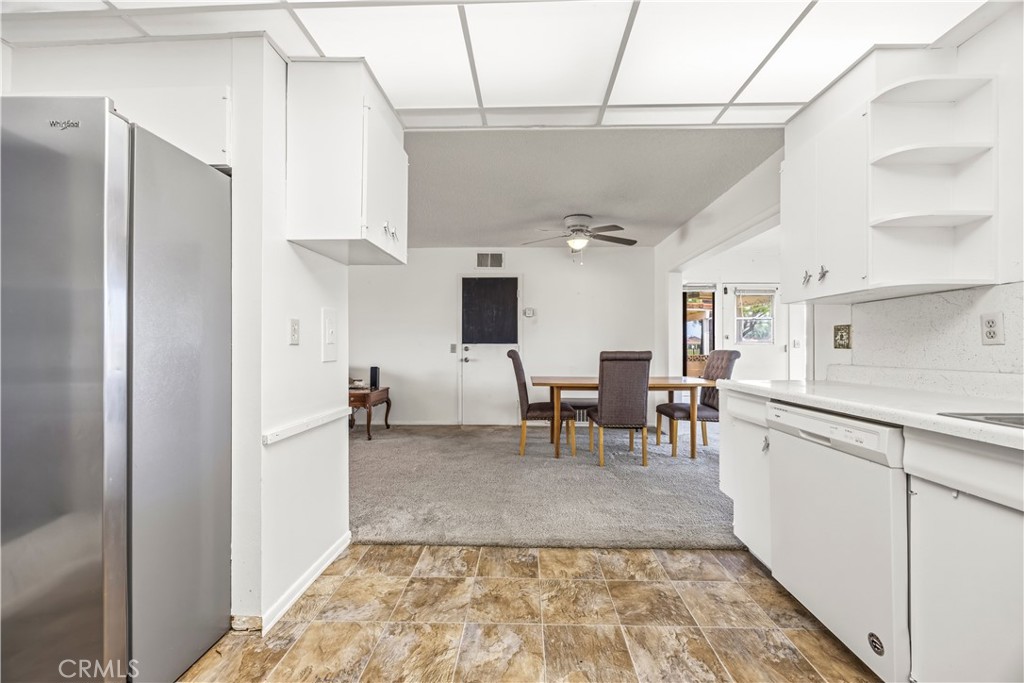 450 Panorama Property Photo 8