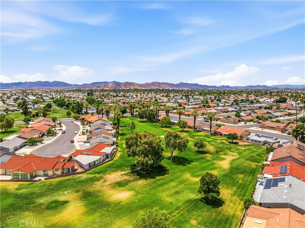 450 Panorama Property Photo 19