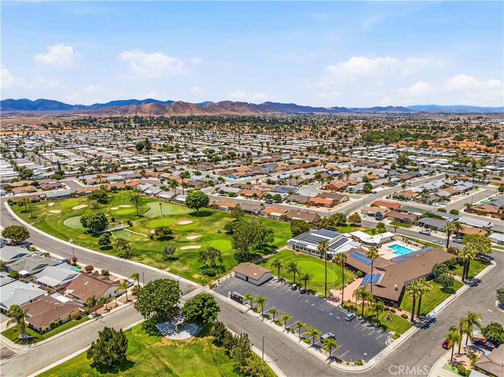 450 Panorama Property Photo 21