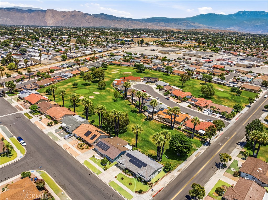 450 Panorama Property Photo 25