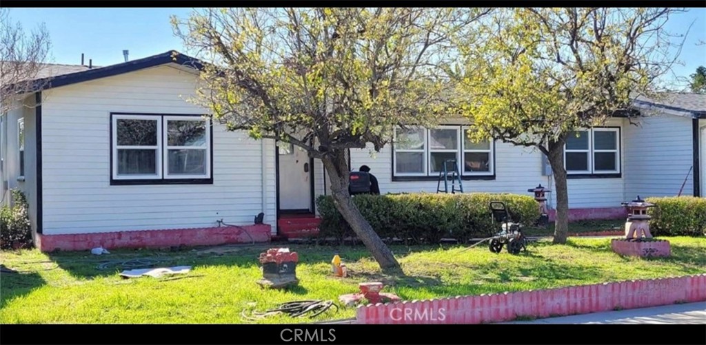 477 E Van Koevering Property Photo 1