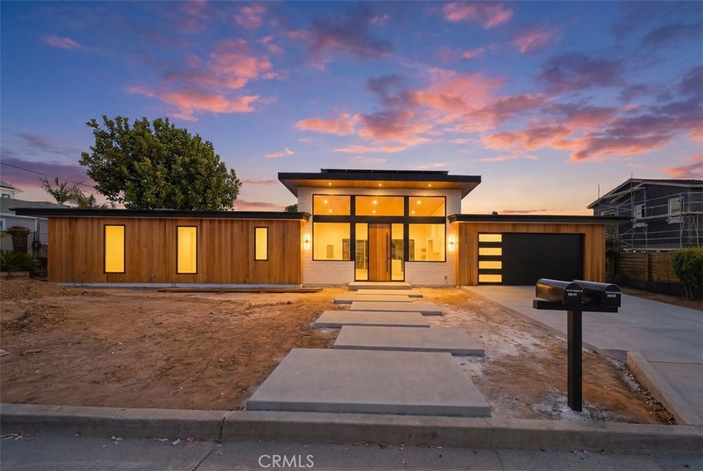 1211 Kelly Property Photo