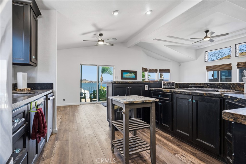 15980 Grand M48 Property Photo 17