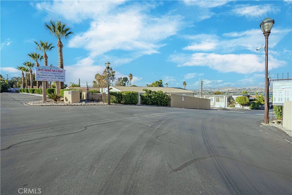 15980 Grand M48 Property Photo 29