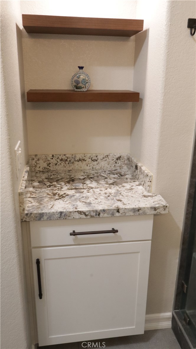 24909 Madison 3414 Property Photo 24