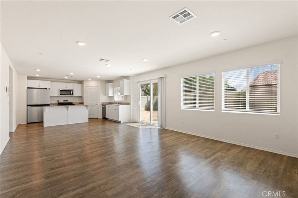 1258 Justice Place Property Photo 6